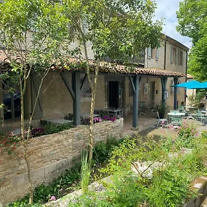 L'étape Du Château Couette-café